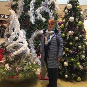 Meet your Posher, Claudine